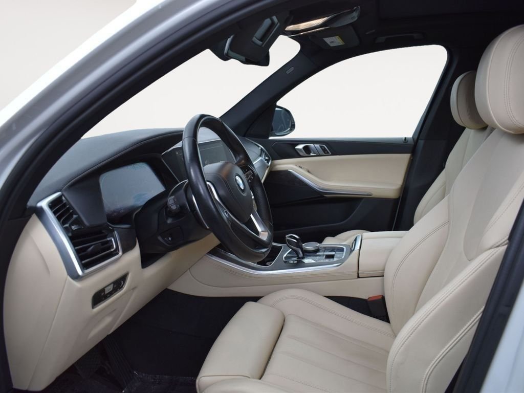 Used 2022 White Metallic BMW sDrive40i image 15