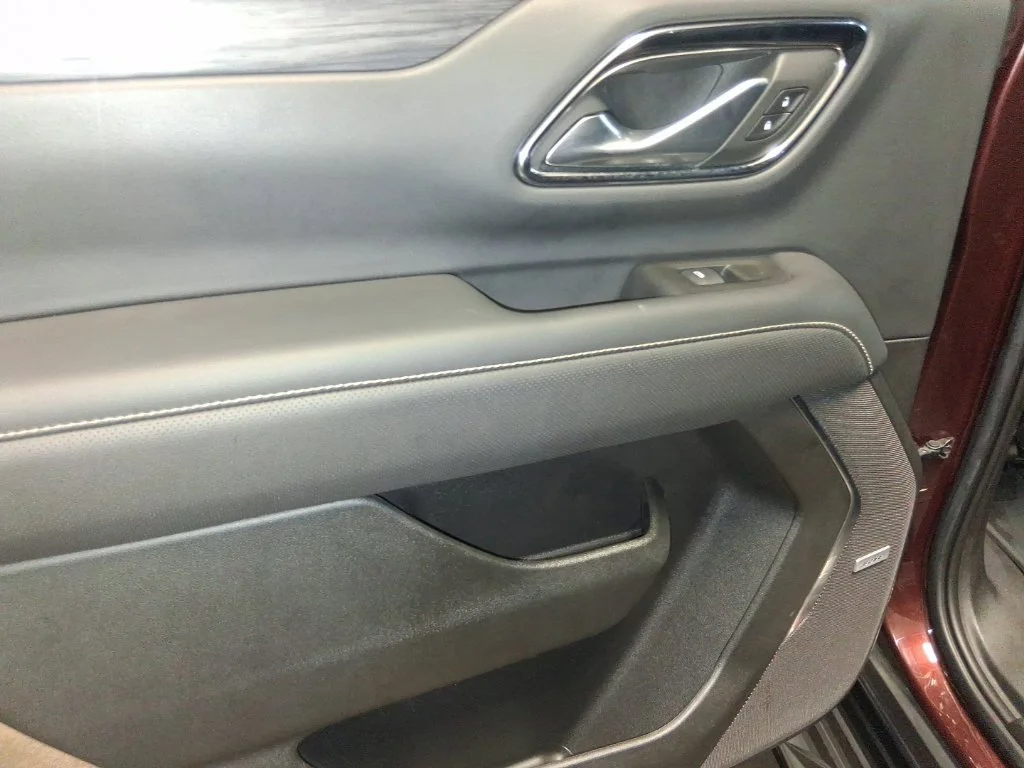 Used 2022 REDWOOD METALLIC GMC SLT image 13
