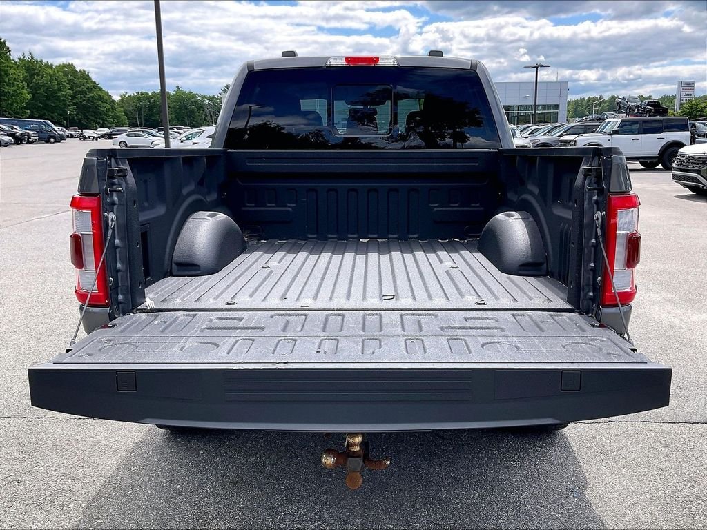 Used 2023 Carbonized Gray Metallic Ford Lariat image 35