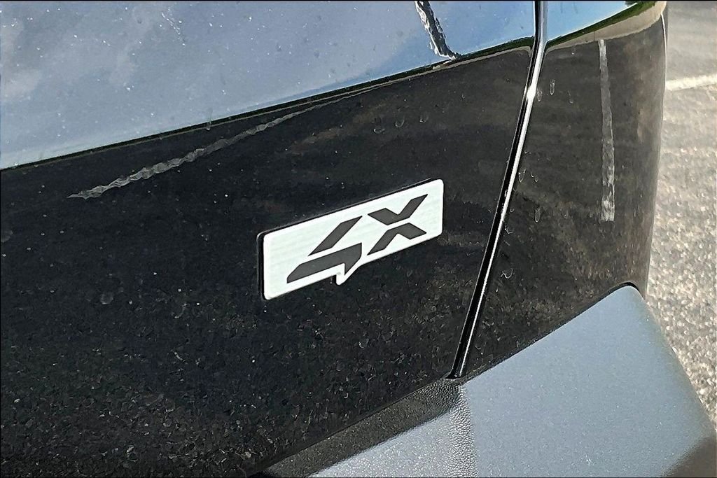 Used 2023 Black Kia LX image 20