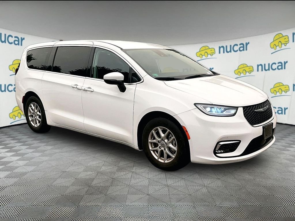 Used 2023 White Chrysler Touring L image 1