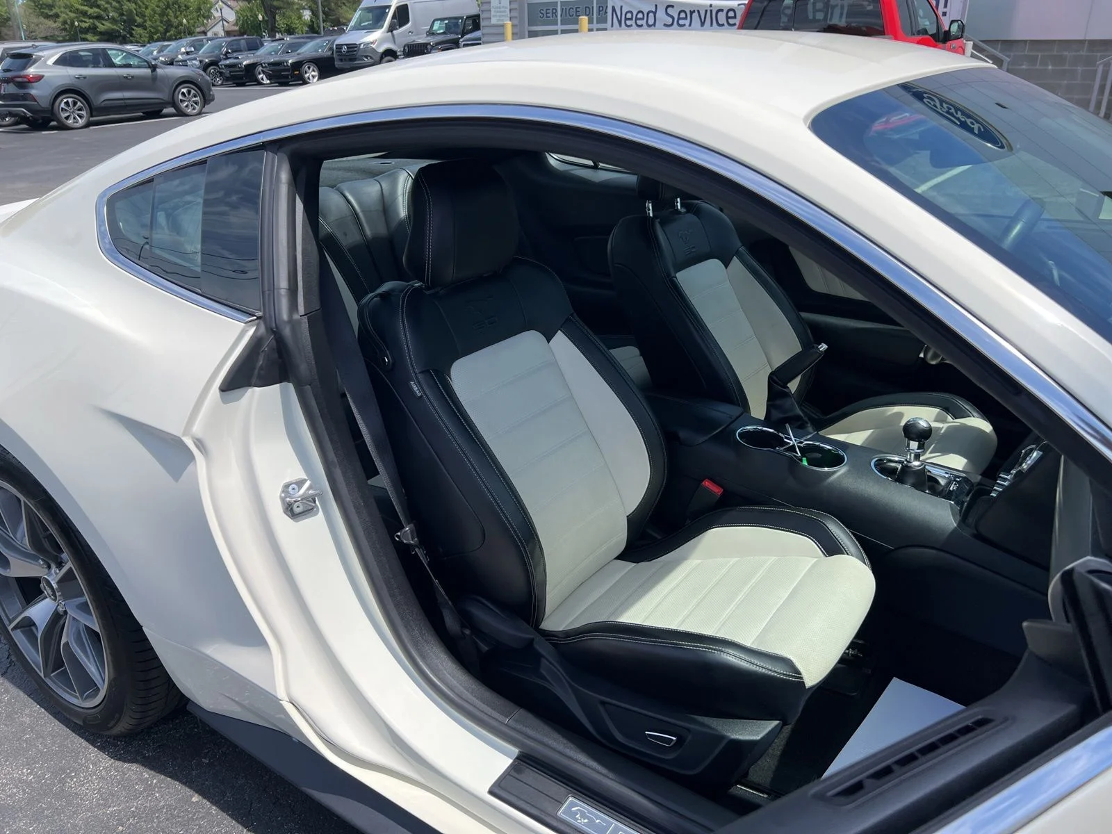 Used 2015 Wimbledon White Ford GT 50 Years Limited Edition image 43