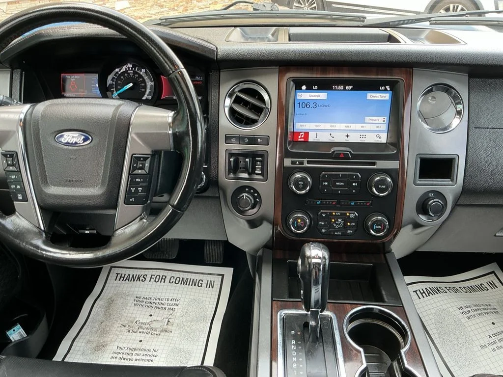 Used 2017 Black Ford Platinum image 18