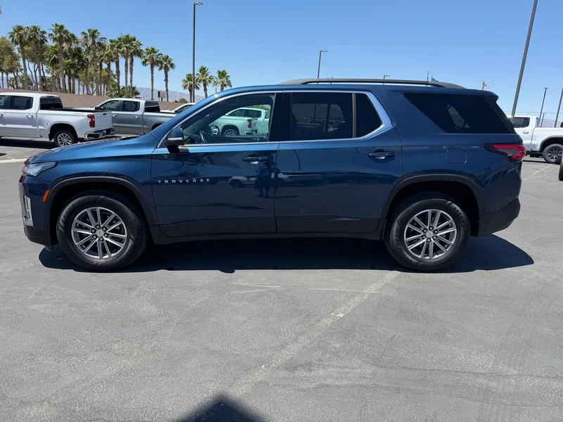 Used 2023 Northsky Blue Metallic Chevrolet LT Leather image 6