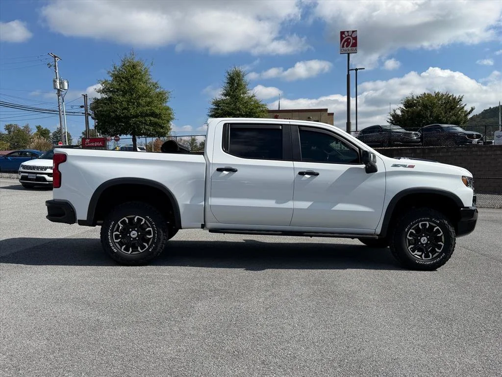 Used 2023 White Chevrolet ZR2 image 14