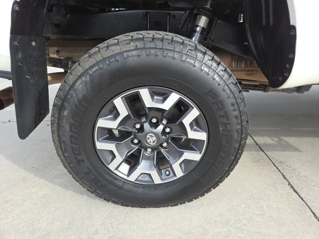 Used 2021 White Toyota SR image 12