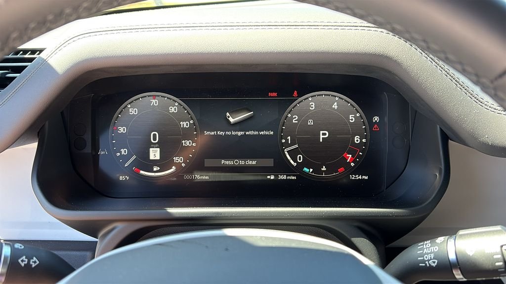2026 Land Rover Defender X-Dynamic SE - Photo 17
