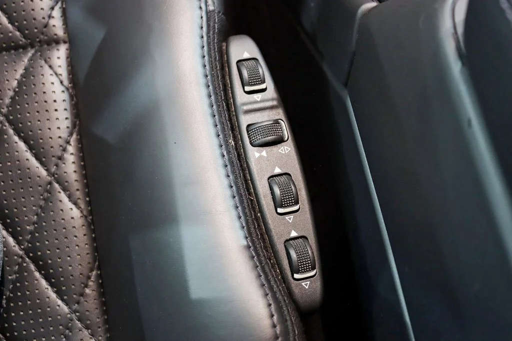 Used 2018 Black Mercedes-Benz G 63 AMG® image 25