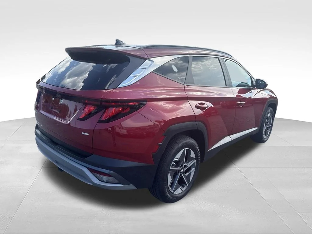 Used 2026 Red Hyundai SEL image 11