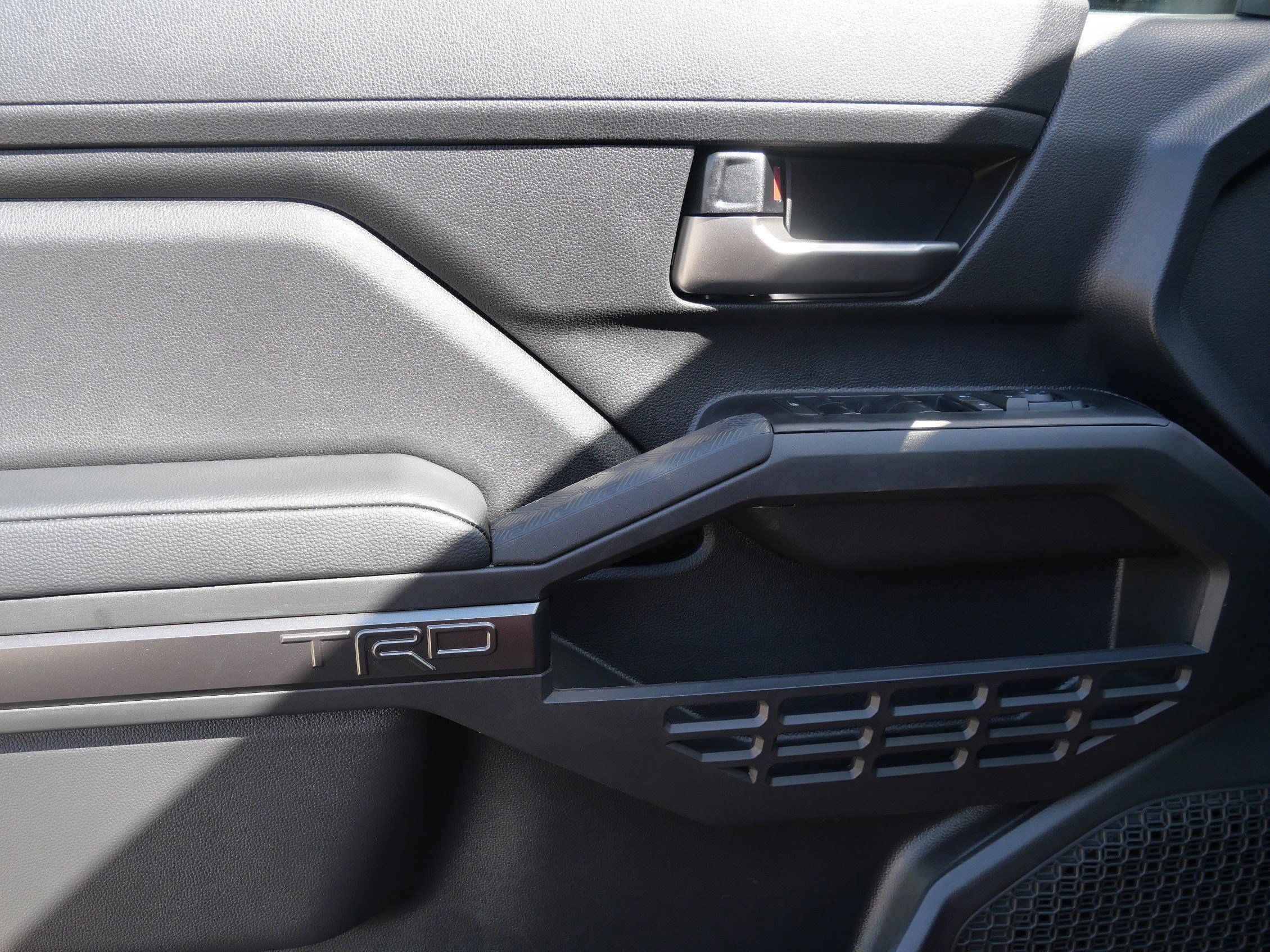 2026 Toyota Tacoma TRD Off Road - Photo 6
