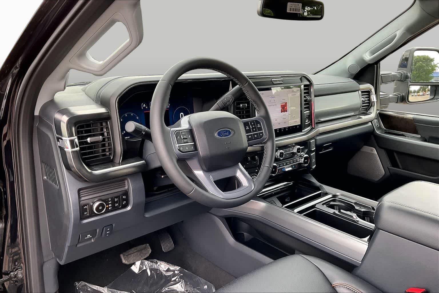 New 2026 Agate Black Metallic Ford F-250® Lariat® image 8