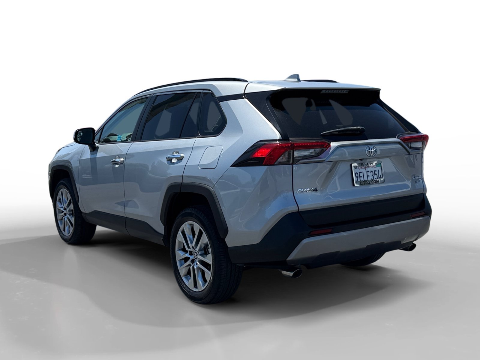 Used 2023 Silver Sky Metallic Toyota Limited image 3