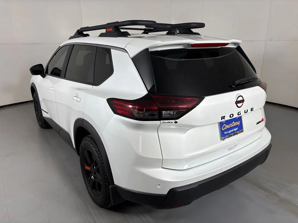 New 2026 Everest White Pearl TriCoat Nissan Rock Creek® image 6