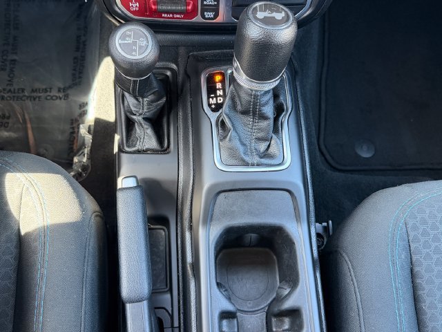 Used 2024 Gray Jeep Rubicon 4xe image 23