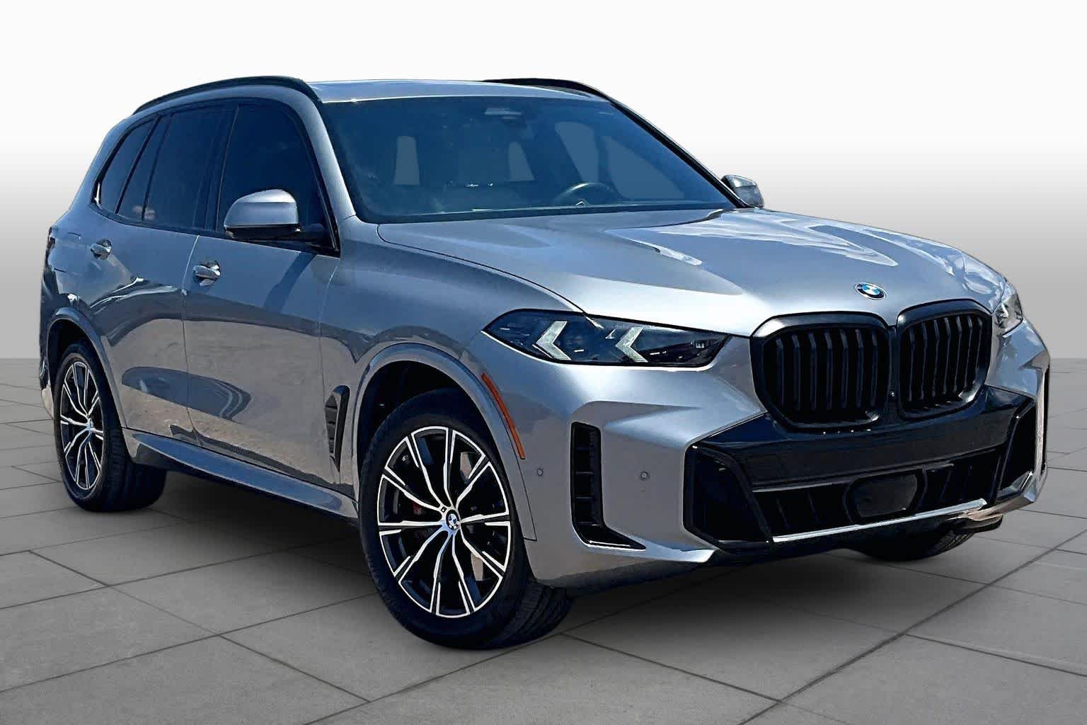 Certified Used 2025 Skyscraper Grey Metallic BMW xDrive40i image 2