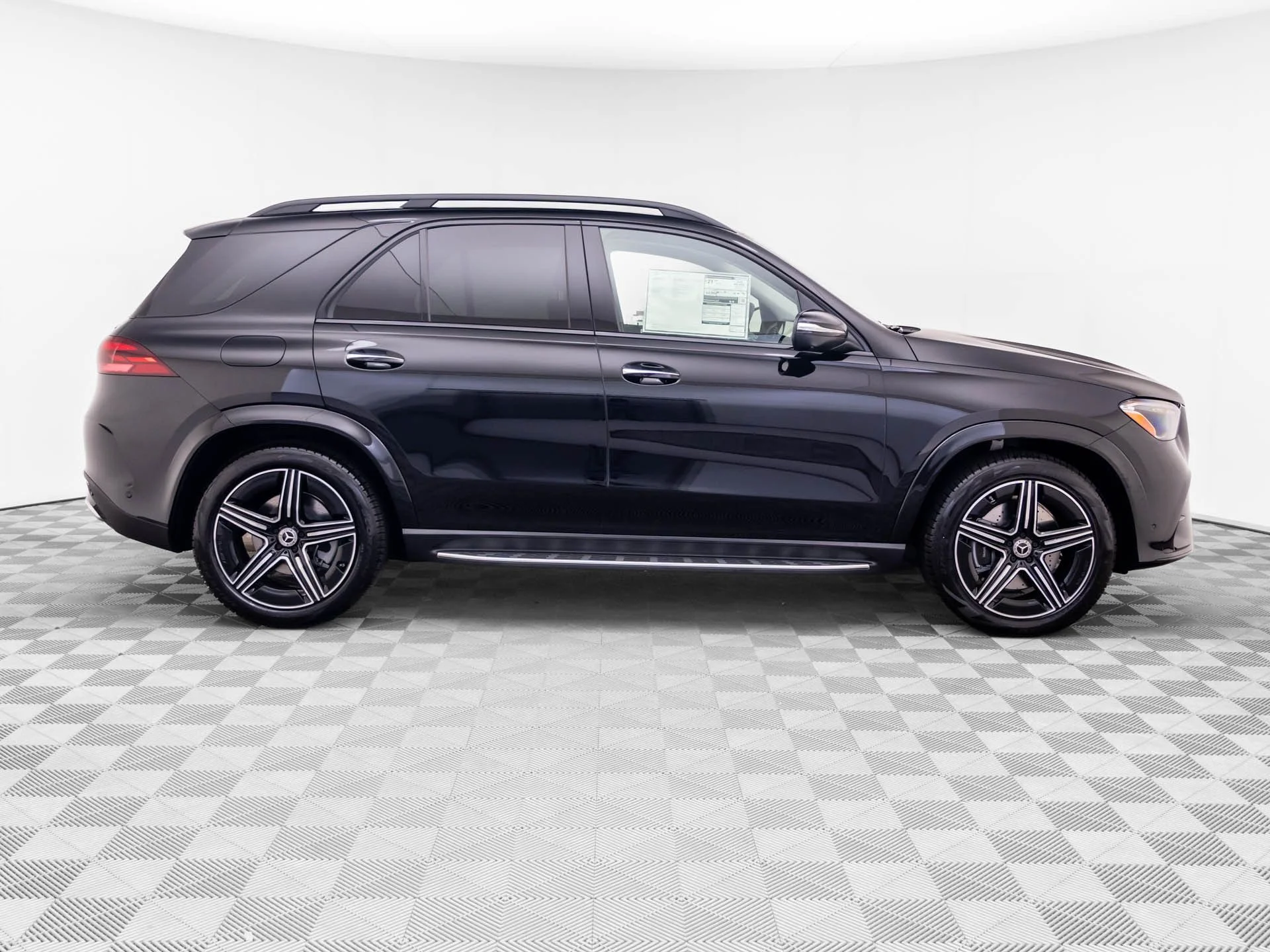 New 2026 Black Mercedes-Benz GLE 450 image 6