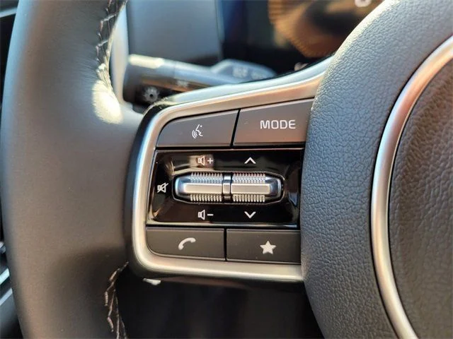 2025 Kia Sorento S - Photo 20