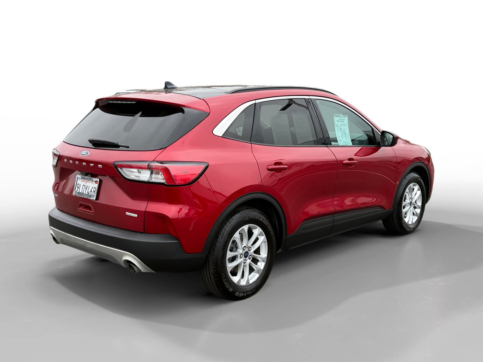 Used 2020 Red Metallic Ford SE image 5