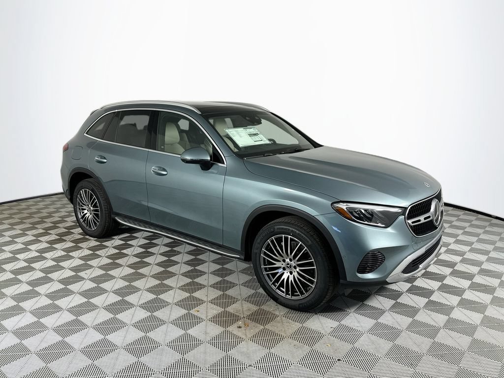 New 2026 Verde Silver Metallic Mercedes-Benz GLC 300 image 34