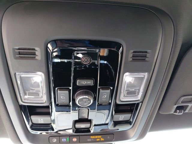 2026 GMC Yukon XL Denali - Photo 22