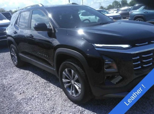 Used 2025 Mosaic Black Metallic Chevrolet LT image 3