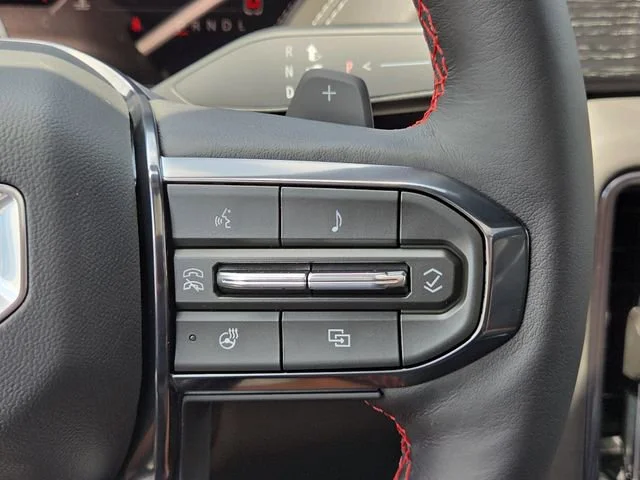 2026 GMC Yukon AT4 Ultimate - Photo 28