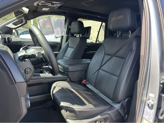 Used 2025 Sterling Gray Metallic Chevrolet High Country image 26