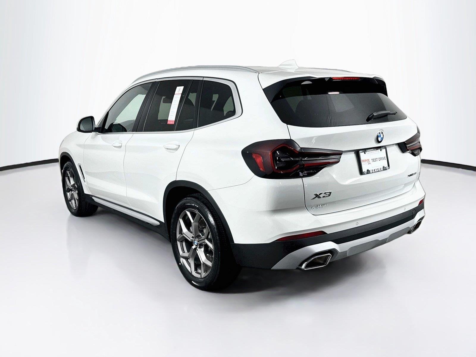 Used 2024 Alpine White BMW xDrive30i image 13