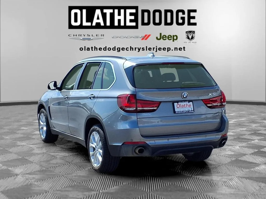 Used 2016 Gray BMW sDrive35i image 5