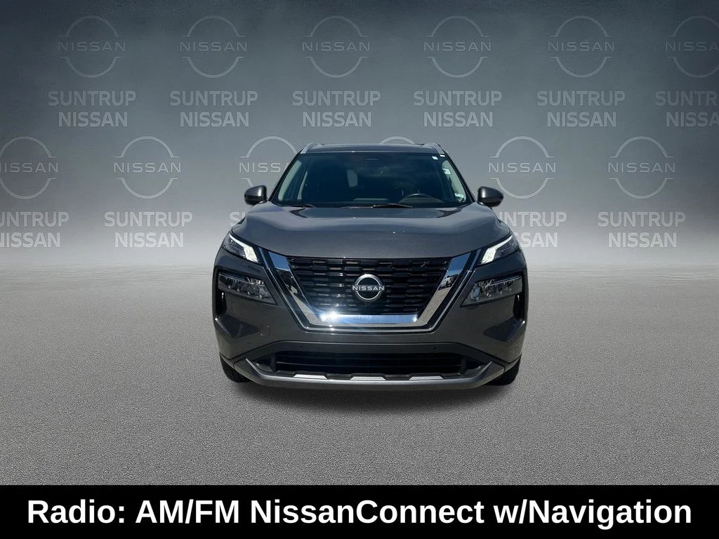 Used 2023 Gray Nissan SL image 10