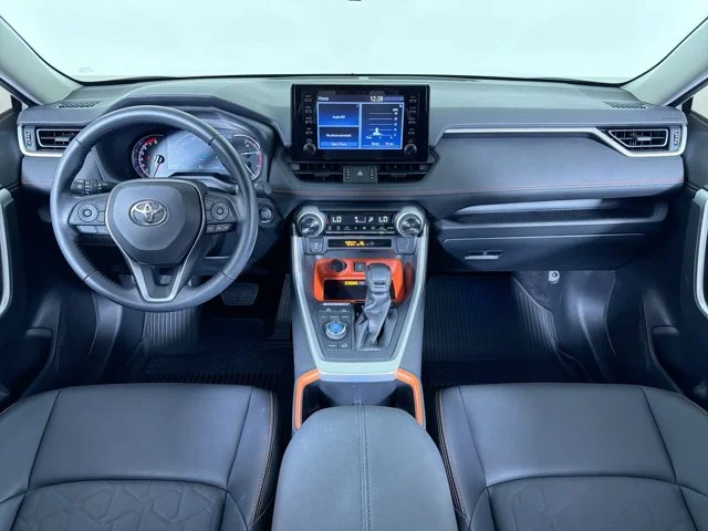 Used 2022 White Toyota Adventure image 19