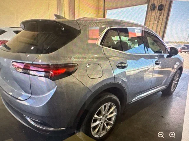 Used 2021  Buick Preferred image 3