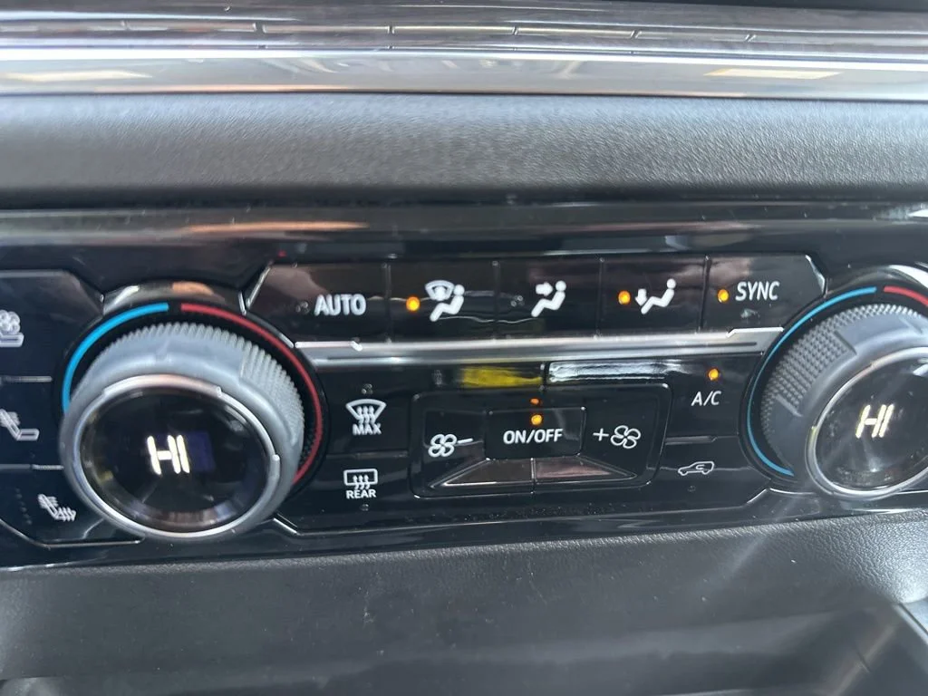 2024 Chevrolet Silverado 1500 LTZ - Photo 25