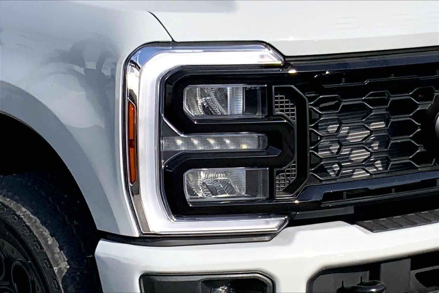 New 2026 Avalanche Ford F-250® Lariat® image 11