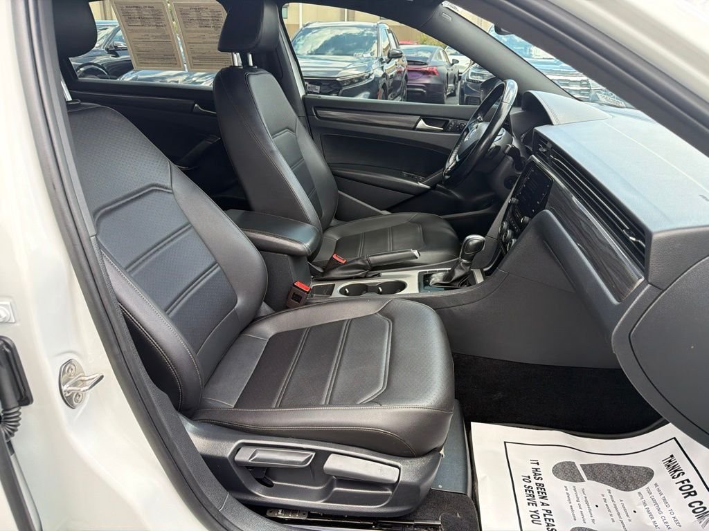 Used 2021 White Volkswagen 2.0T R-Line image 18