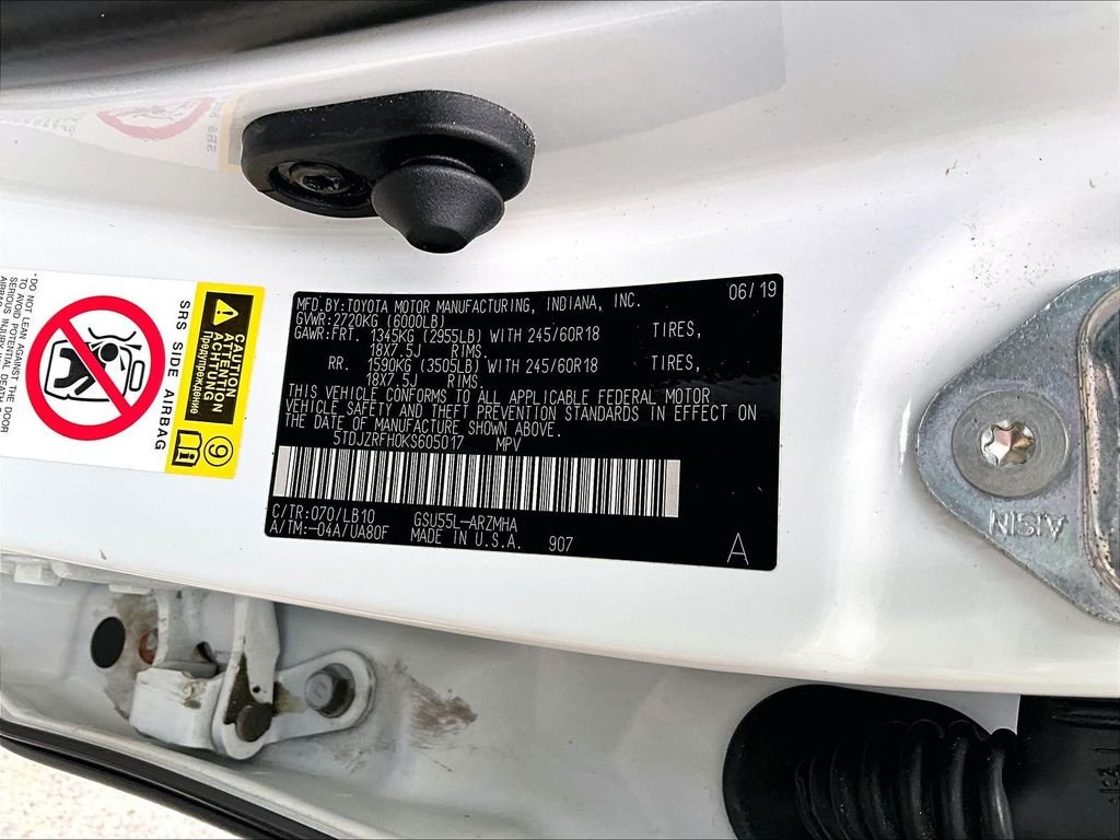 Used 2019 White Toyota XLE image 37