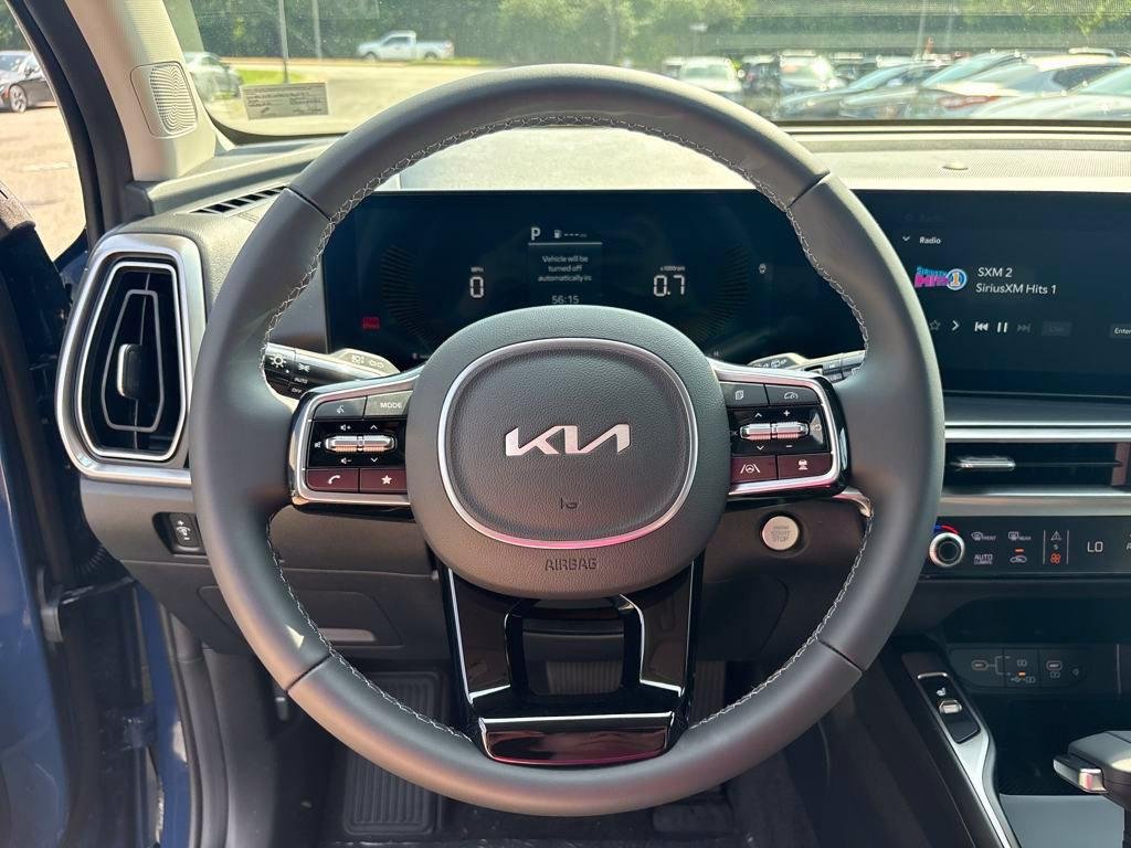 2025 Kia Sorento S - Photo 17