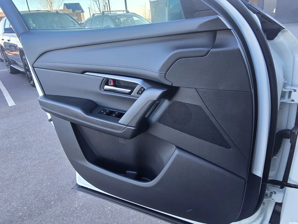 Used 2026 Aero Gray Metallic Mazda Preferred image 17