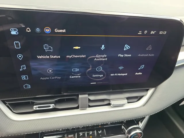 New 2027 Mosaic Black Metallic Chevrolet LT image 28