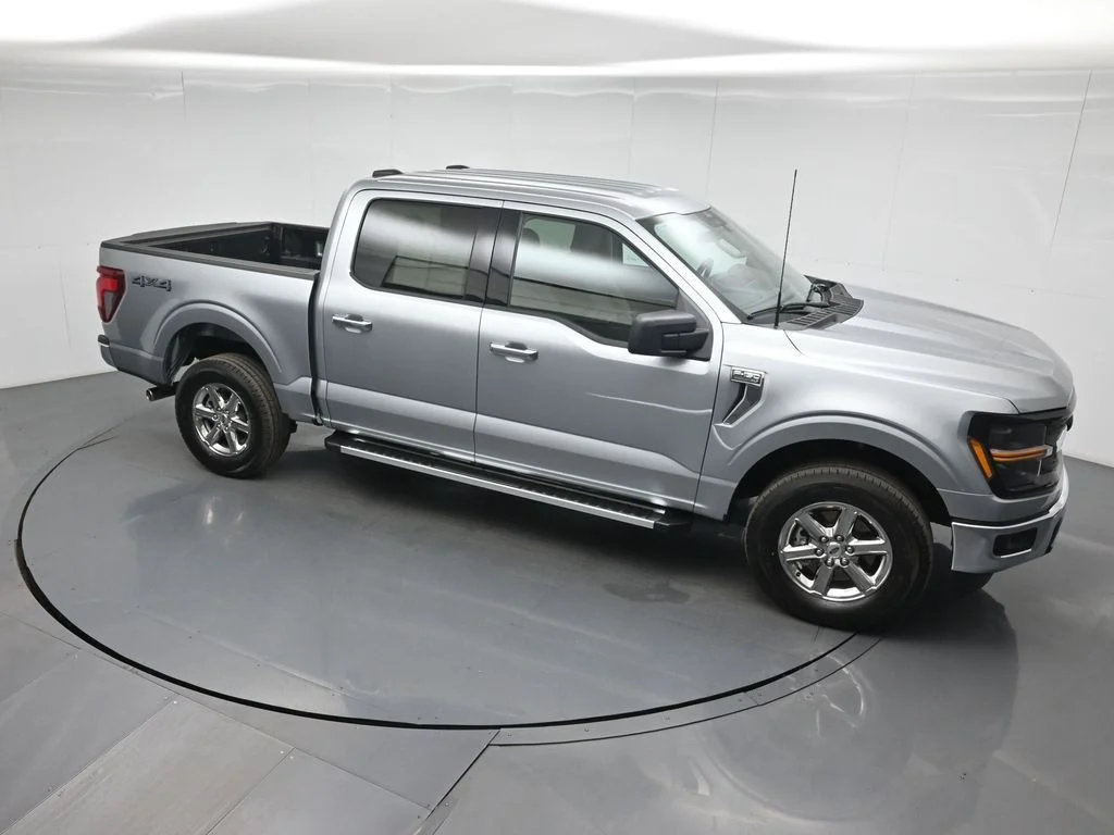 Certified Used 2025 Silver Ford XLT image 38