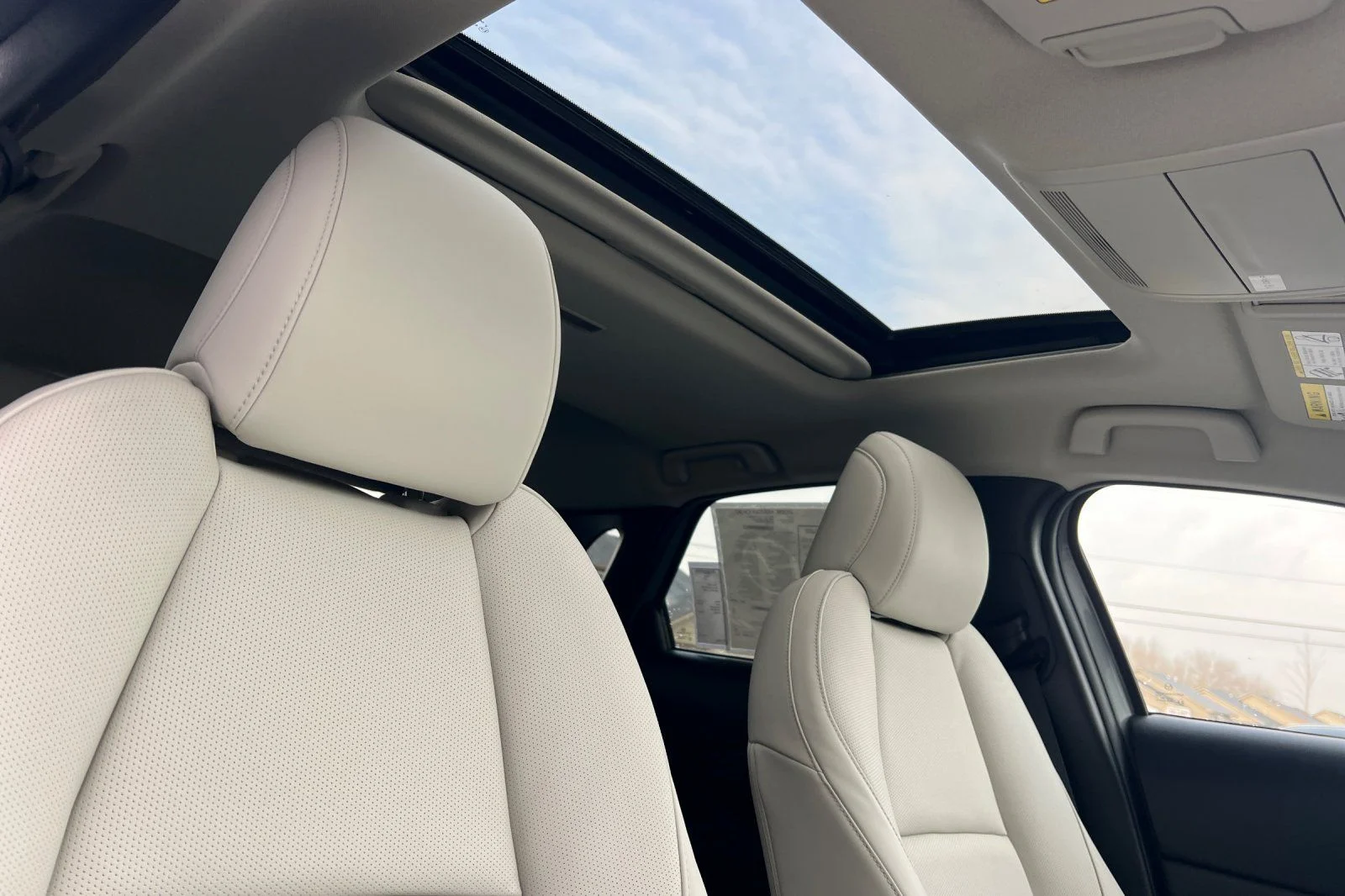 2026 Mazda CX-30 Premium - Photo 14