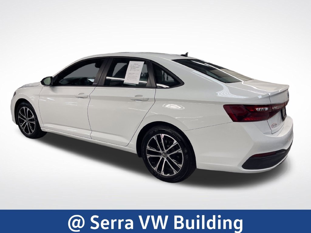 Used 2026 White Volkswagen 1.5T Sport image 3