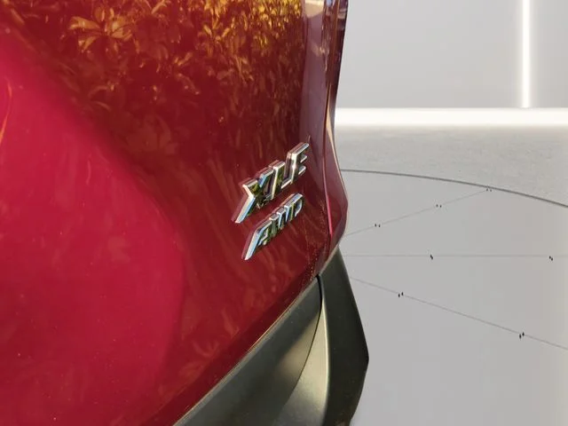 Used 2024 Red Toyota XLE Premium image 9