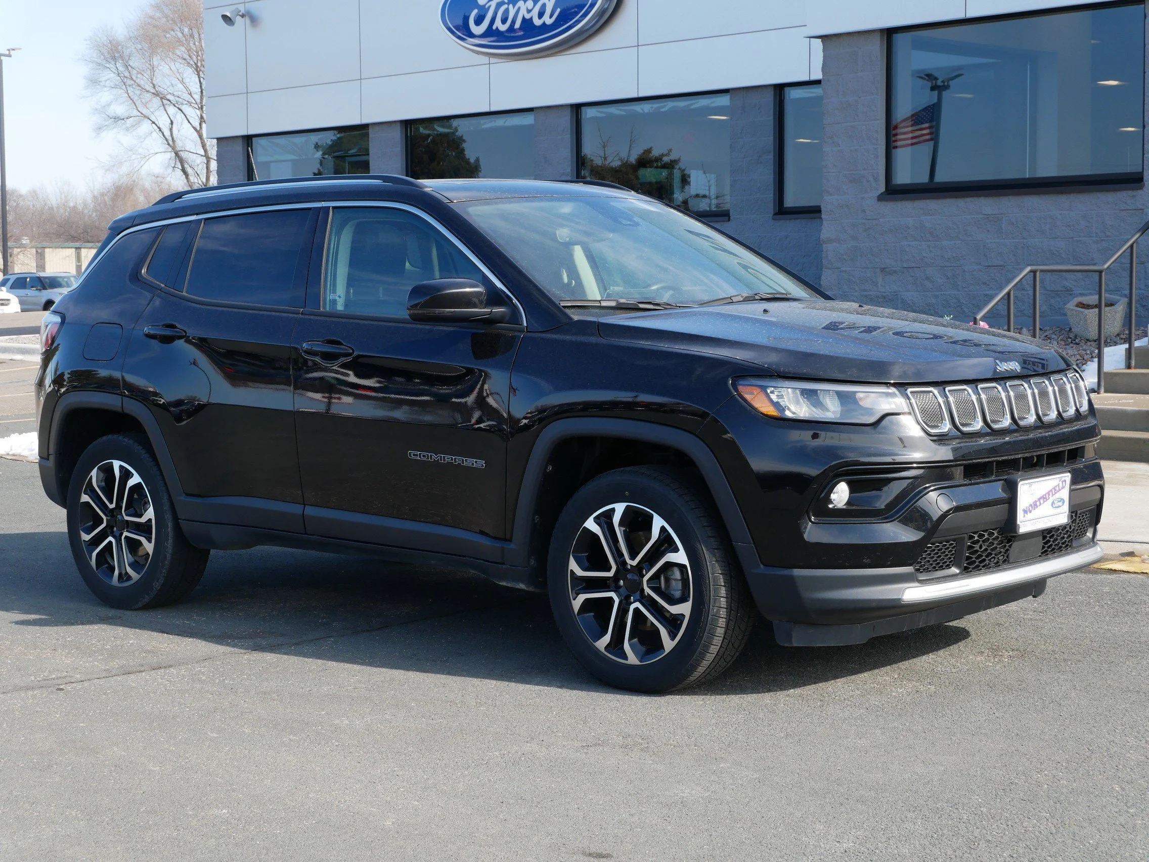 Used 2022 Jeep Compass Limited with VIN 3C4NJDCB2NT224243 for sale in Northfield, Minnesota