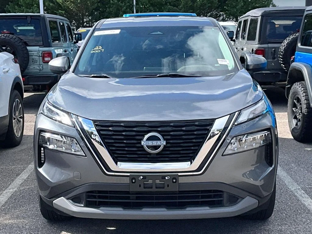 Certified Used 2023 Gray Nissan SV image 2