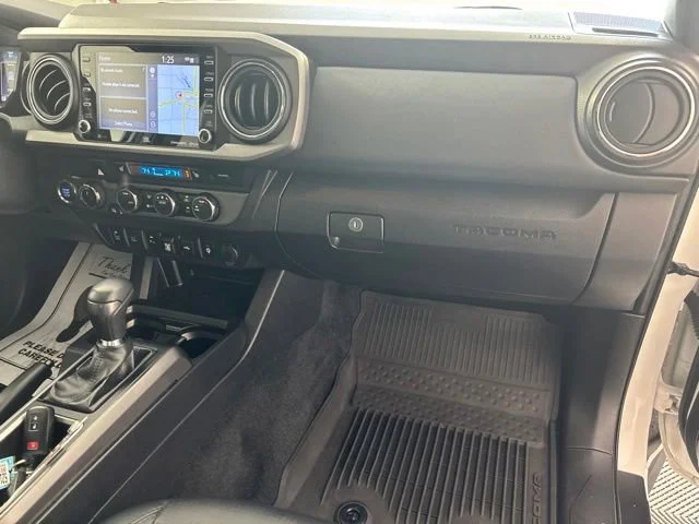 Used 2023 White Toyota SR image 29