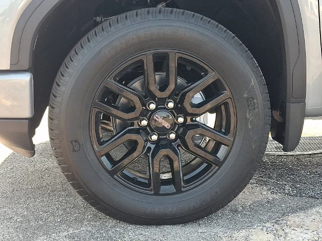 New 2026 Sterling Metallic GMC Elevation image 7