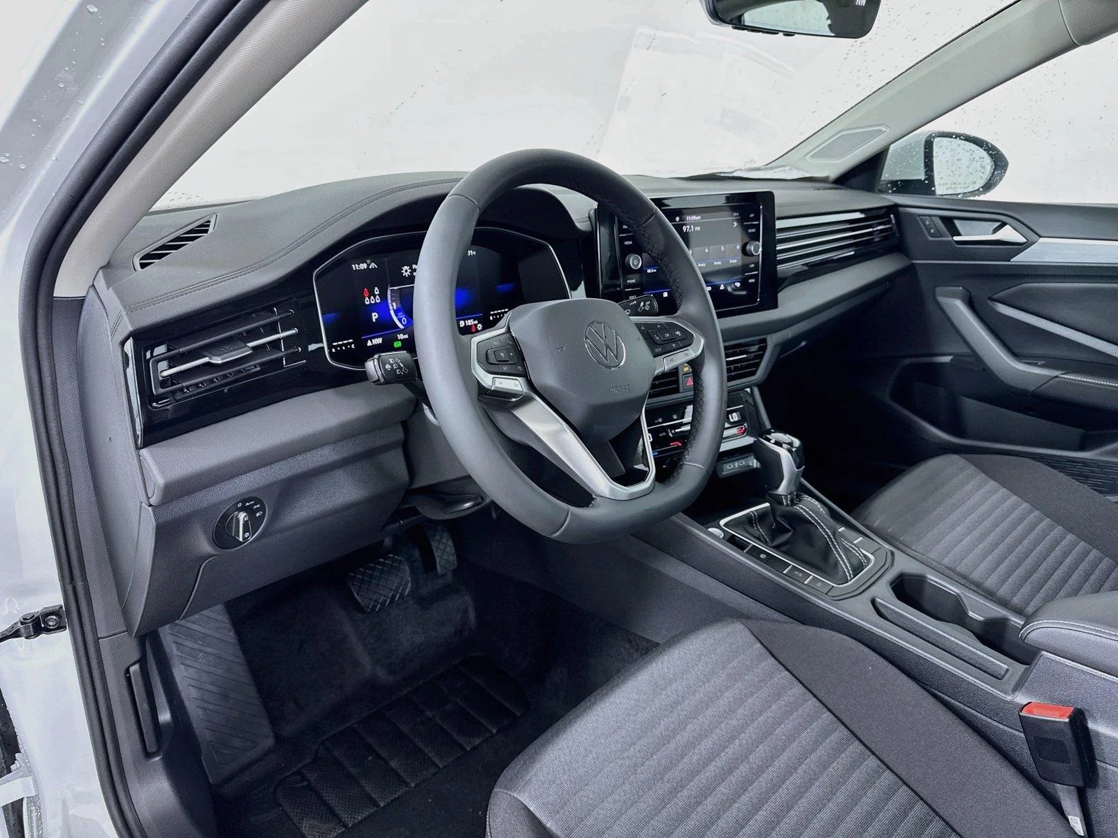 New 2027 Pure White Volkswagen S image 9