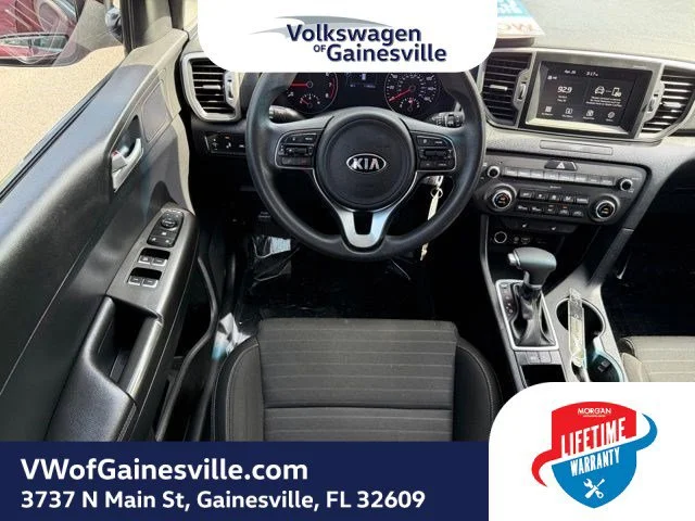 Used 2018 Hyper Red Kia LX image 15