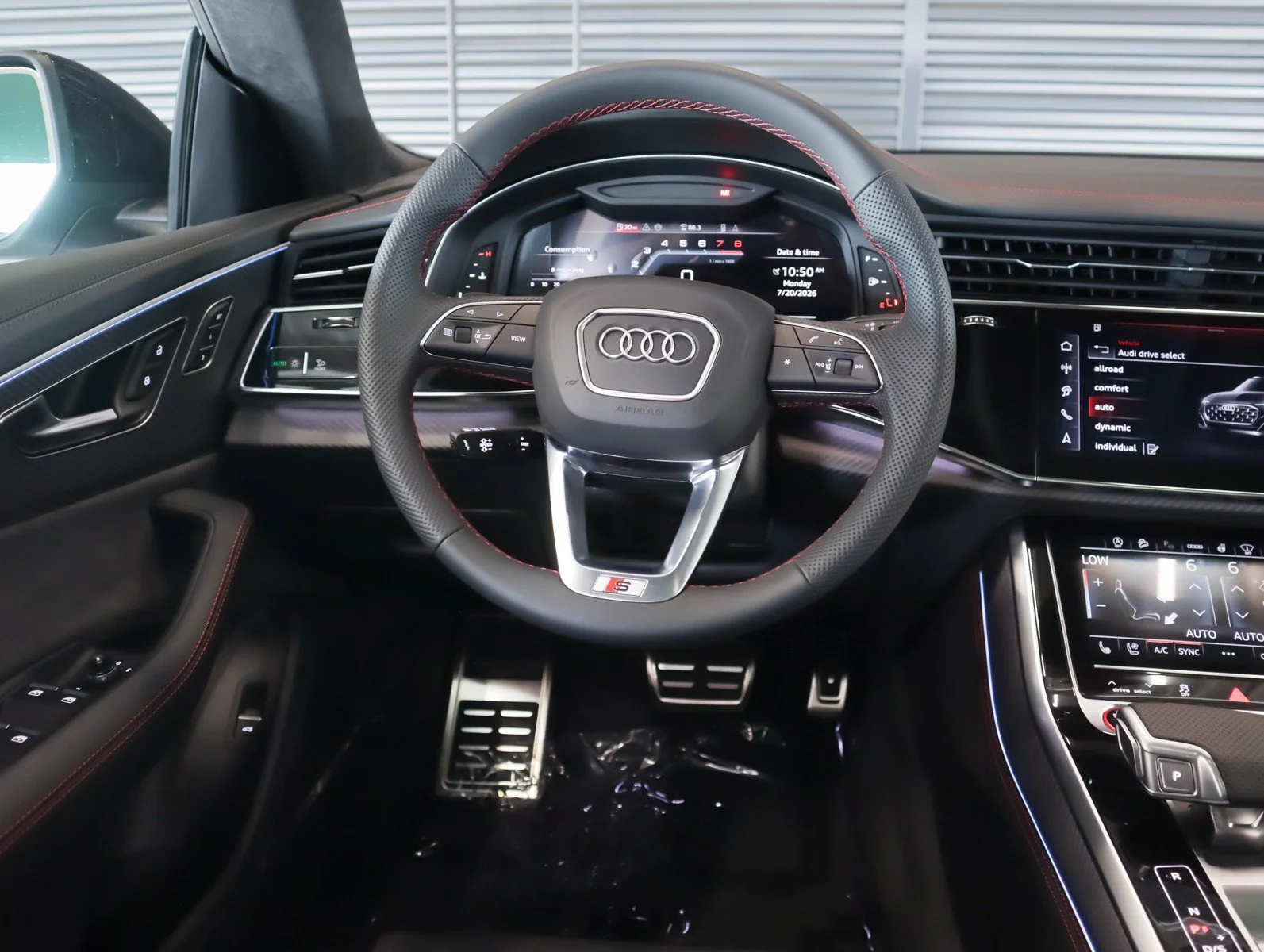 New 2026 Daytona Gray Pearl Effect Audi Prestige image 18